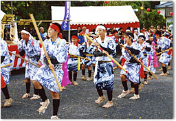 尾之間棒踊り